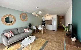 Confort&style dans ce joli appartement de 44 m2, chambre séparée, PLEIN CENTRE de Dole